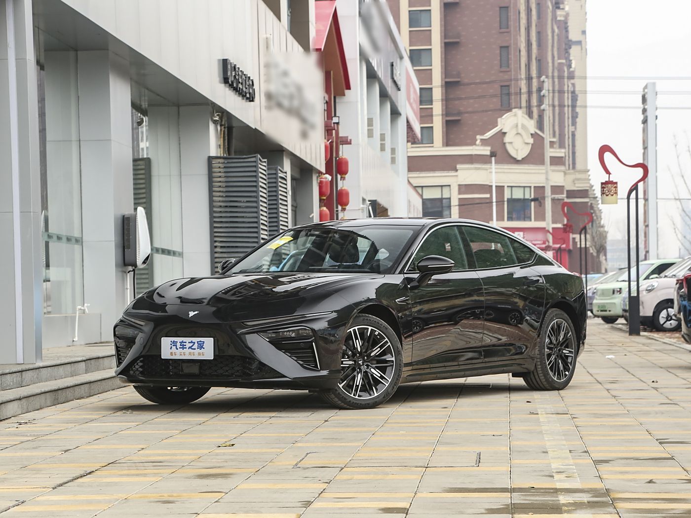 哪吒S 2024款 改款 增程1160 AR-HUD版 FOB宁波，最小起订量：3-4 件（一个40 英尺高柜集装箱）（可混合包装），新车