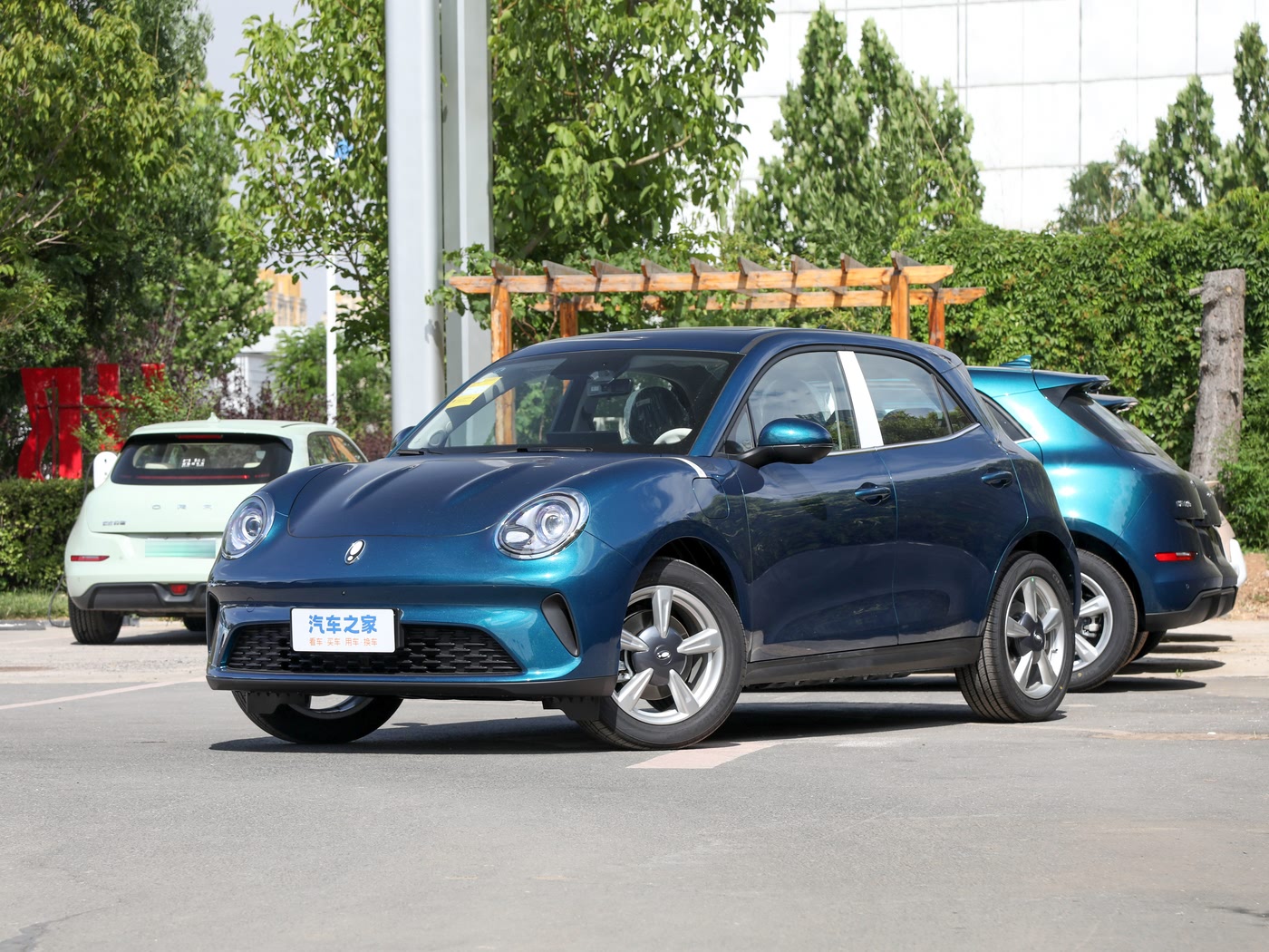 欧拉好猫 2025款 纯电动 430km豪华型 FOB宁波，最小起订量：3-4 件（一个40 英尺高柜集装箱）（可混合包装），新车