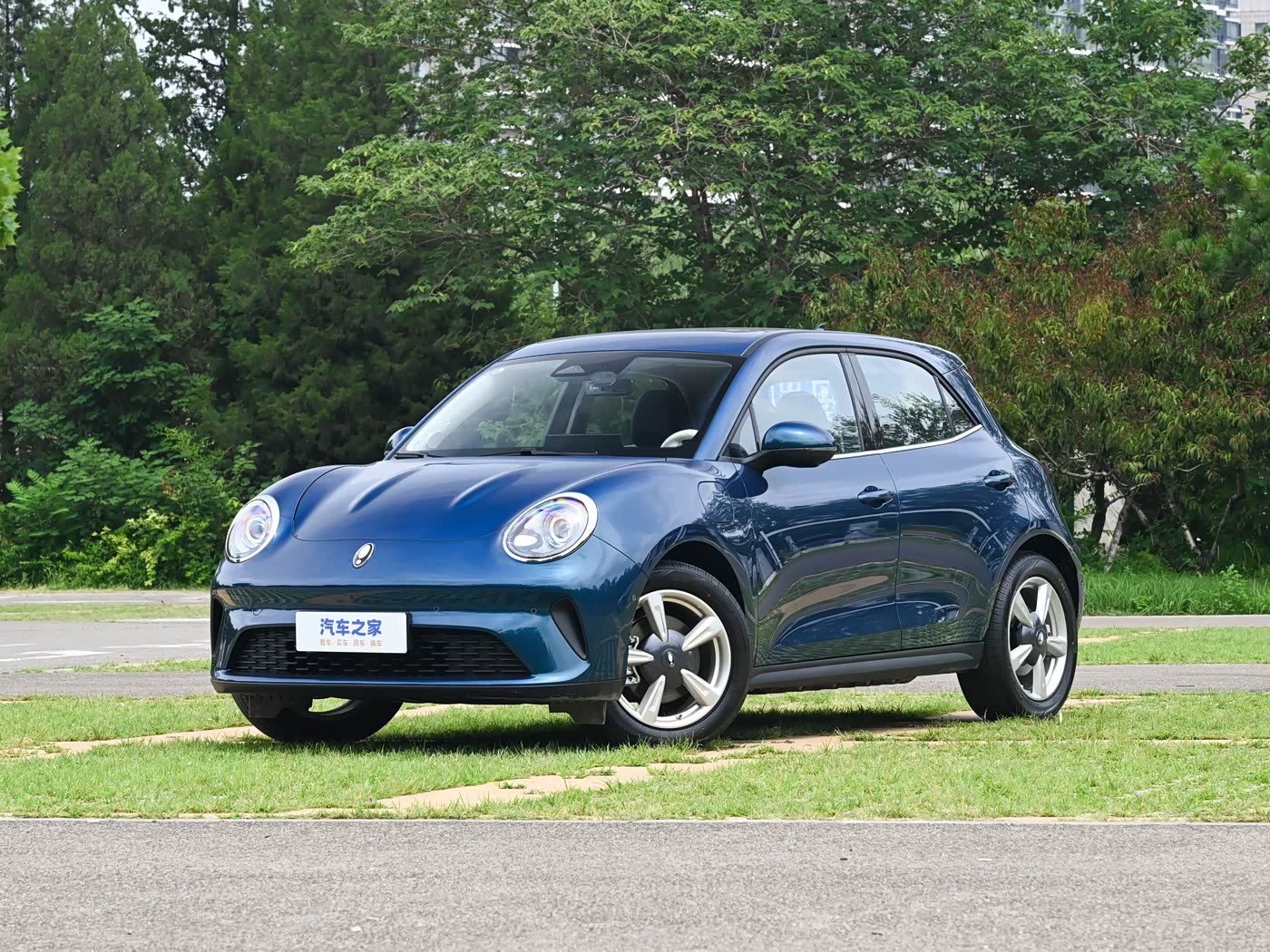 欧拉好猫 2025款 纯电动 430km尊荣型 FOB宁波，最小起订量：3-4 件（一个40 英尺高柜集装箱）（可混合包装），新车