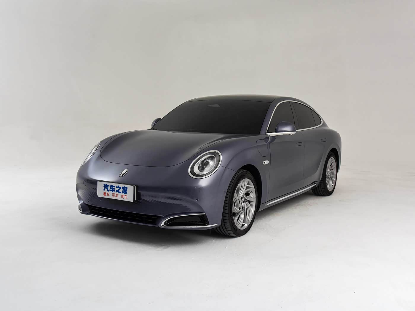 欧拉闪电猫 2022款纯电动600km 四驱高性能版 FOB宁波，最小起订量：3-4 件（一个40 英尺高柜集装箱）（可混合包装），新车