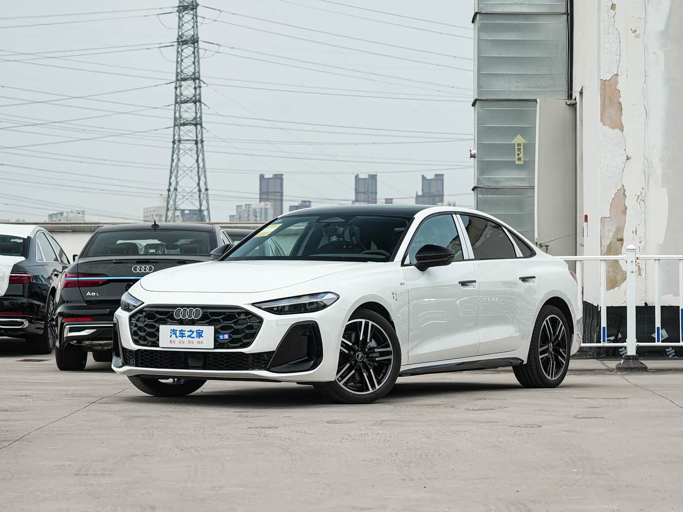 奥迪A5L 2026款 2.0T 运动版 Plus，汽油车，FOB宁波，最小起订量：3-4件（一个40英尺高柜集装箱）（可混合包装），新车