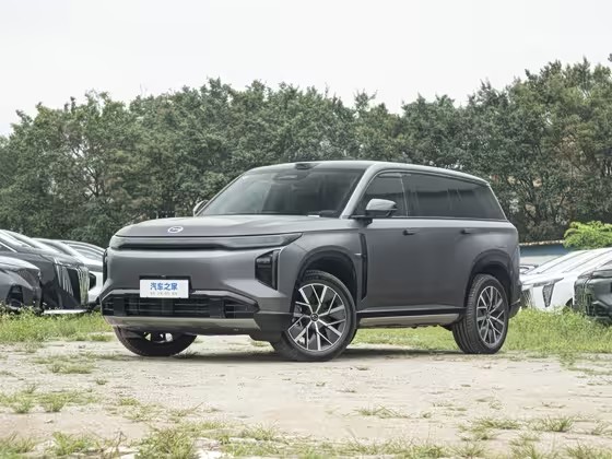 传祺向往S7 2025款 205km Max版 激光雷达版 :FOB宁波，最小起订量：3-4 件（一个40 英尺高柜集装箱）（可混合包装），新车