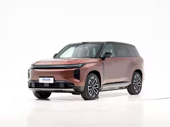 传祺向往S7 2025款 205km Max版 激光雷达版 :FOB宁波，最小起订量：3-4 件（一个40 英尺高柜集装箱）（可混合包装），新车