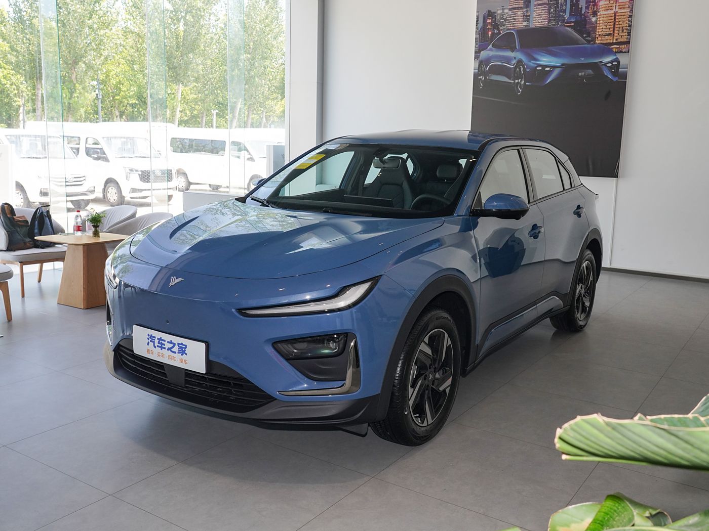 哪吒X 2025款 纯电 500 Plus FOB宁波，最小起订量：3-4 件（一个40 英尺高柜集装箱）（可混合包装），新车