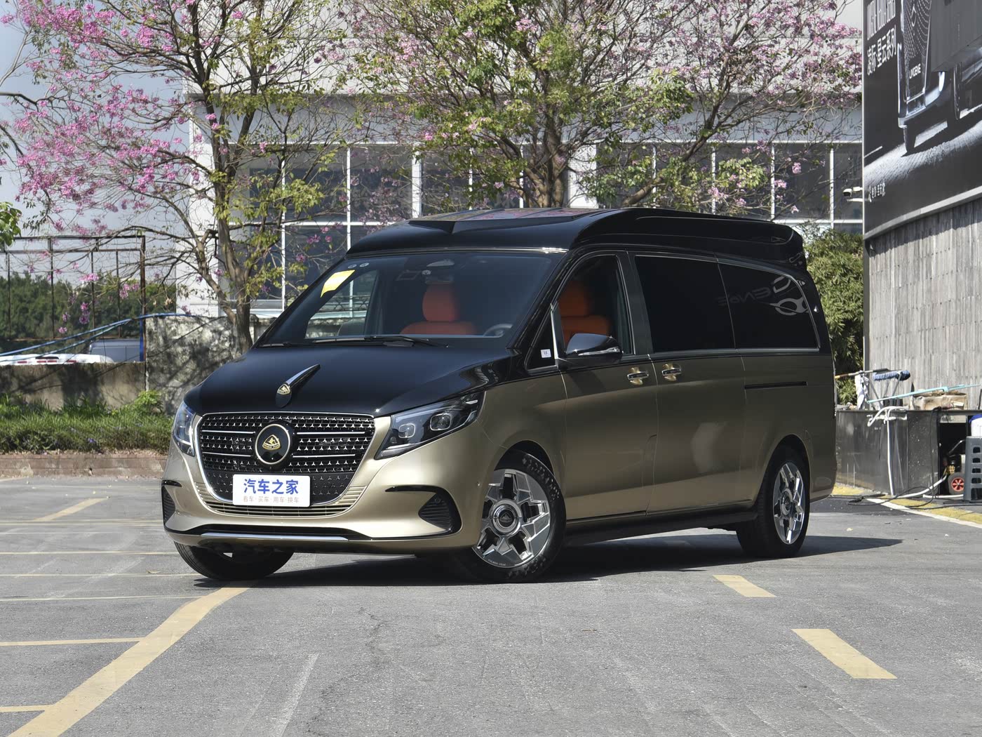 星曜系列 2025款 汽电混合 2.0T标准版 FOB宁波，最小起订量：3-4 件（一个40 英尺高柜集装箱）（可混合包装），新车