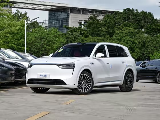 问界M8 2025款 增程 Max版 37kWh 6座版FOB-宁波，最小起订量：3-4 件（一个40 英尺高柜集装箱）（可混合包装），新车