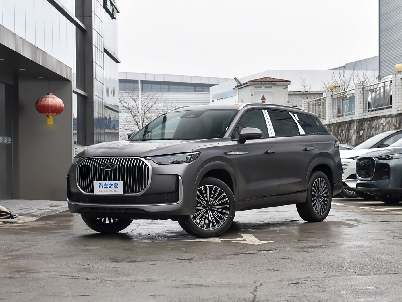 Tiggo 9 2025 2.0T gasoline dual clutch two-drive luxury edition 7-seat FOB Ningbo,MOQ: 3-4 PCS (1*40HQ) (Can be mixed and packed),New car