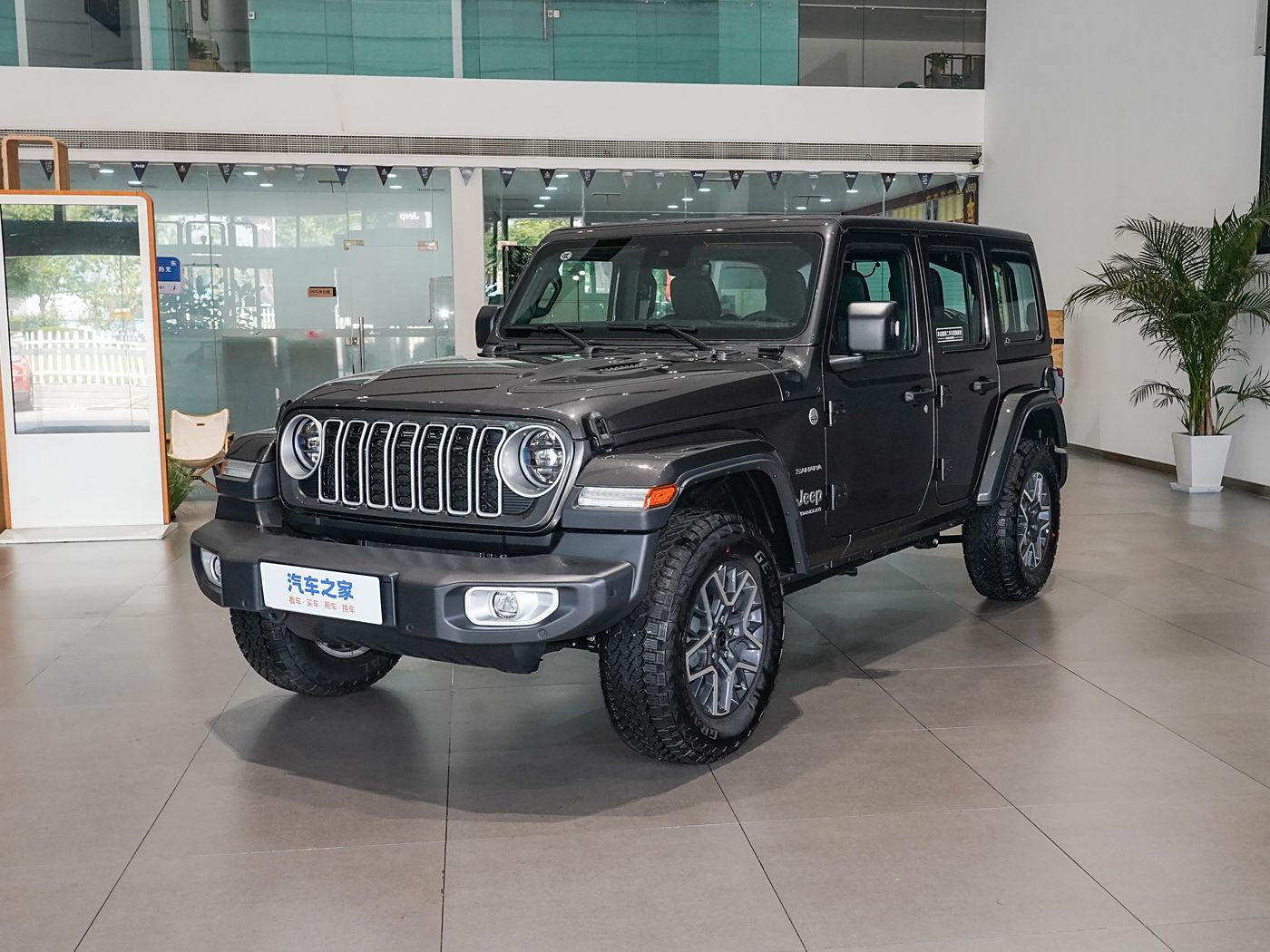 Jeep 牧马人 2024款 2.0T 撒哈拉四门版-FOB宁波，最小起订量：3-4 件（一个40 英尺高柜集装箱）（可混合包装），新车 油车
