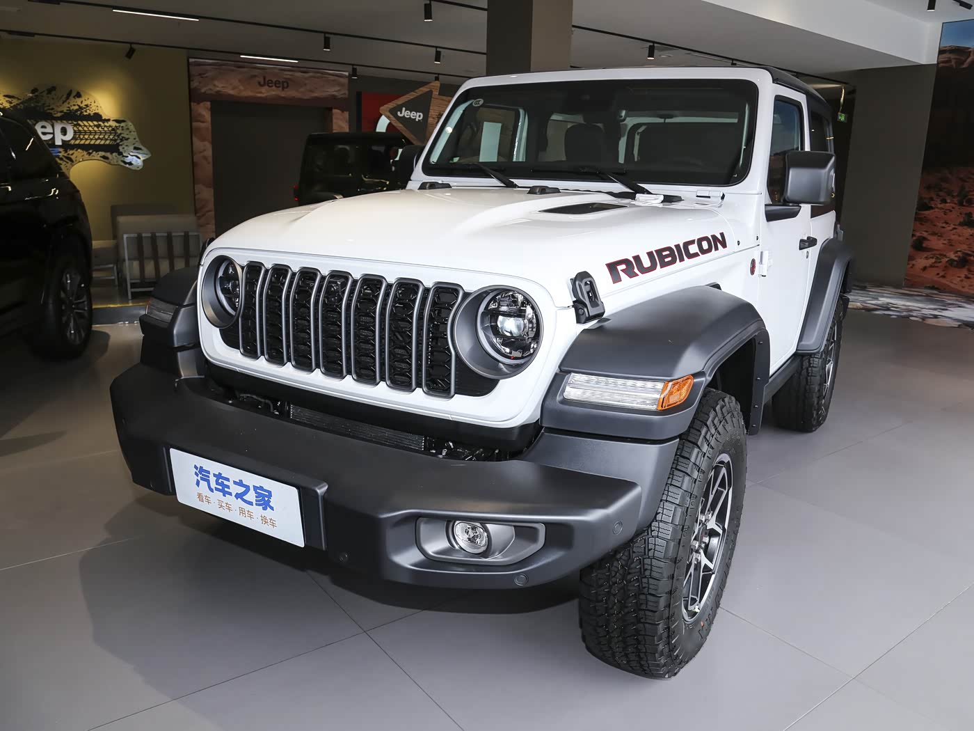 Jeep Wrangler 2024 модели 2.0T Робин Гуд двухдверная версия-FOB Ningbo, минимальный объем заказа: 3-4 шт (один 40-футовый высокий контейнер) (смешиваемая упаковка), новый автомобиль