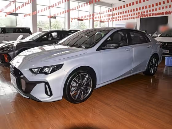 影豹 2024款 270T DCT 影豹S版-FOB宁波，最小起订量：3-4 件（一个40 英尺高柜集装箱）（可混合包装），新车