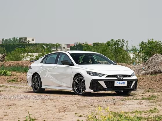 影豹 2024款 270T DCT 影豹R-Style版-FOB宁波，最小起订量：3-4 件（一个40 英尺高柜集装箱）（可混合包装），新车