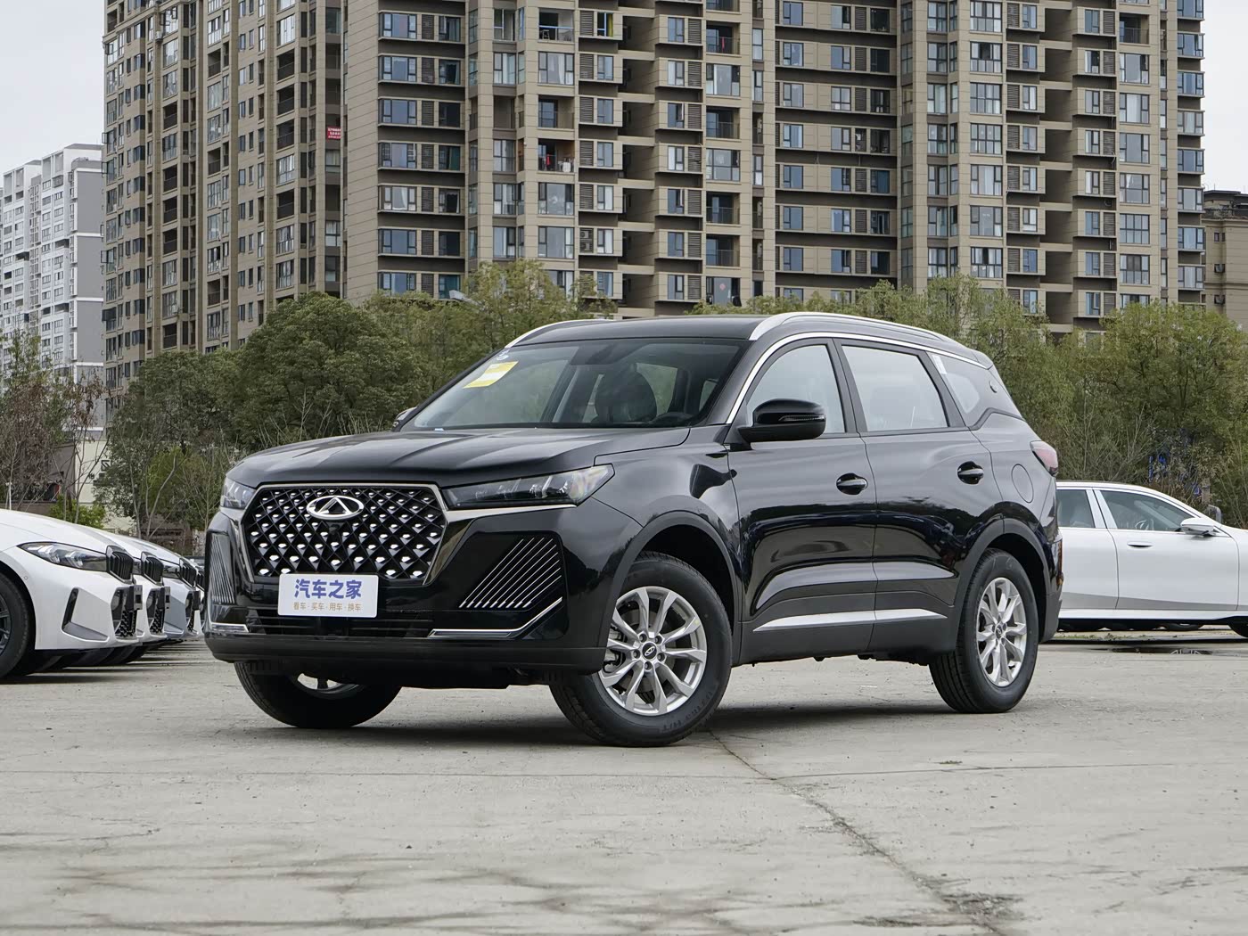 瑞虎 7 2025款 汽油 卓越版1.5T CVT豪华版 FOB宁波，最小起订量：3-4 件（一个40 英尺高柜集装箱）（可混合包装），新车