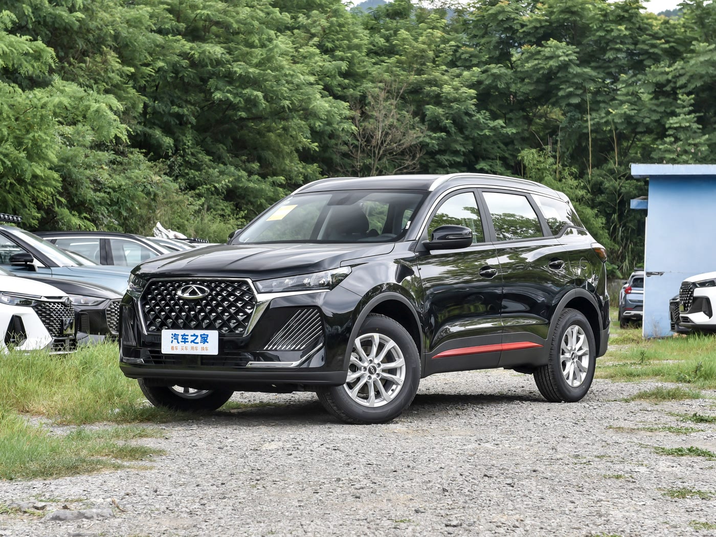 瑞虎7 2025款 汽油 卓越版1.5T CVT全球版 FOB宁波，最小起订量：3-4 件（一个40 英尺高柜集装箱）（可混合包装），新车