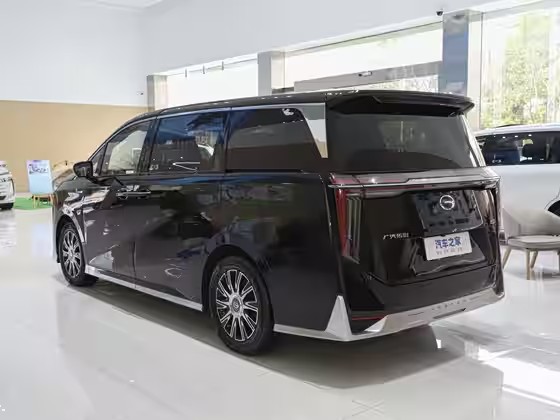 传祺E9 2025款 E9 超级快充 尊享FOB宁波，最小起订量：3-4 件（一个40 英尺高柜集装箱）（可混合包装），新车