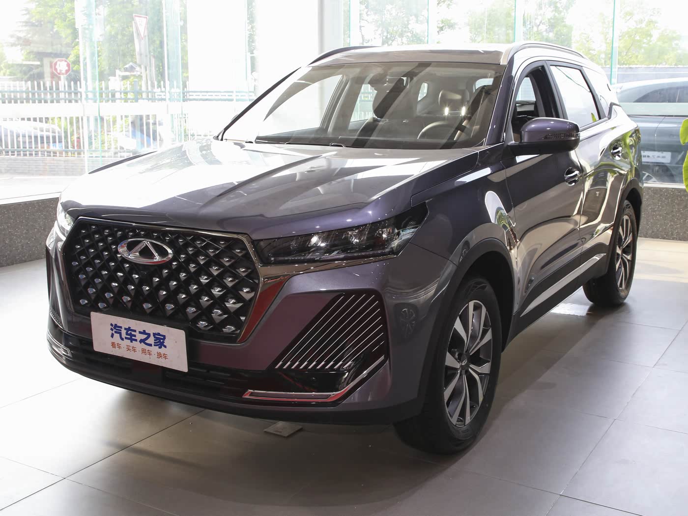 瑞虎7 2025款 汽油 卓越版1.5T CVT尊贵版 FOB宁波，最小起订量：3-4 件（一个40 英尺高柜集装箱）（可混合包装），新车