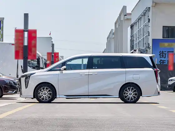 传祺E9 2024款 E9 冠军版FOB宁波，最小起订量：3-4 件（一个40 英尺高柜集装箱）（可混合包装），新车