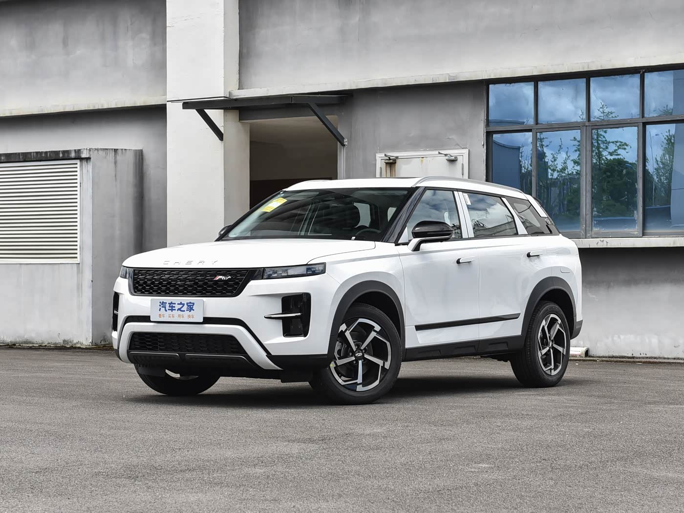 瑞虎7 2025款 汽油 高能版1.5T 劲两驱版 FOB宁波，最小起订量：3-4 件（一个40 英尺高柜集装箱）（可混合包装），新车