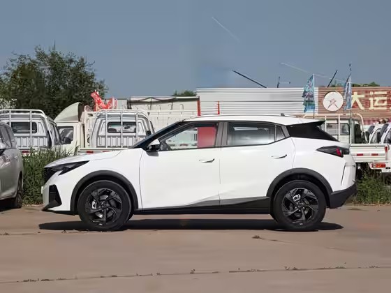 传祺GS3 2025款 影速 270T 劲享版 平步青云 FOB宁波，最小起订量：3-4 件（一个40 英尺高柜集装箱）（可混合包装），新车