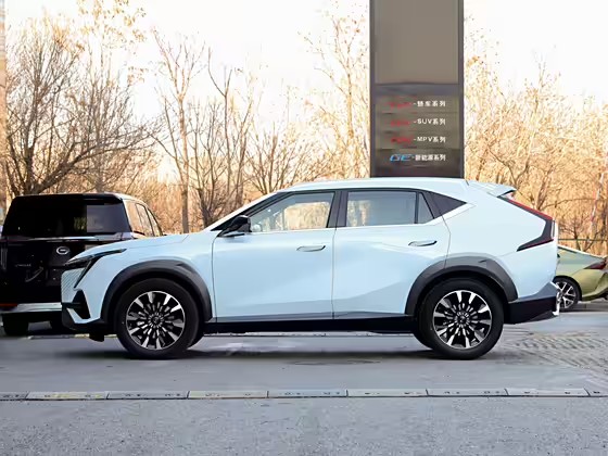 影酷 2022款 2.0T 中子星Pro版 FOB宁波，最小起订量：3-4 件（一个40 英尺高柜集装箱）（可混合包装），新车