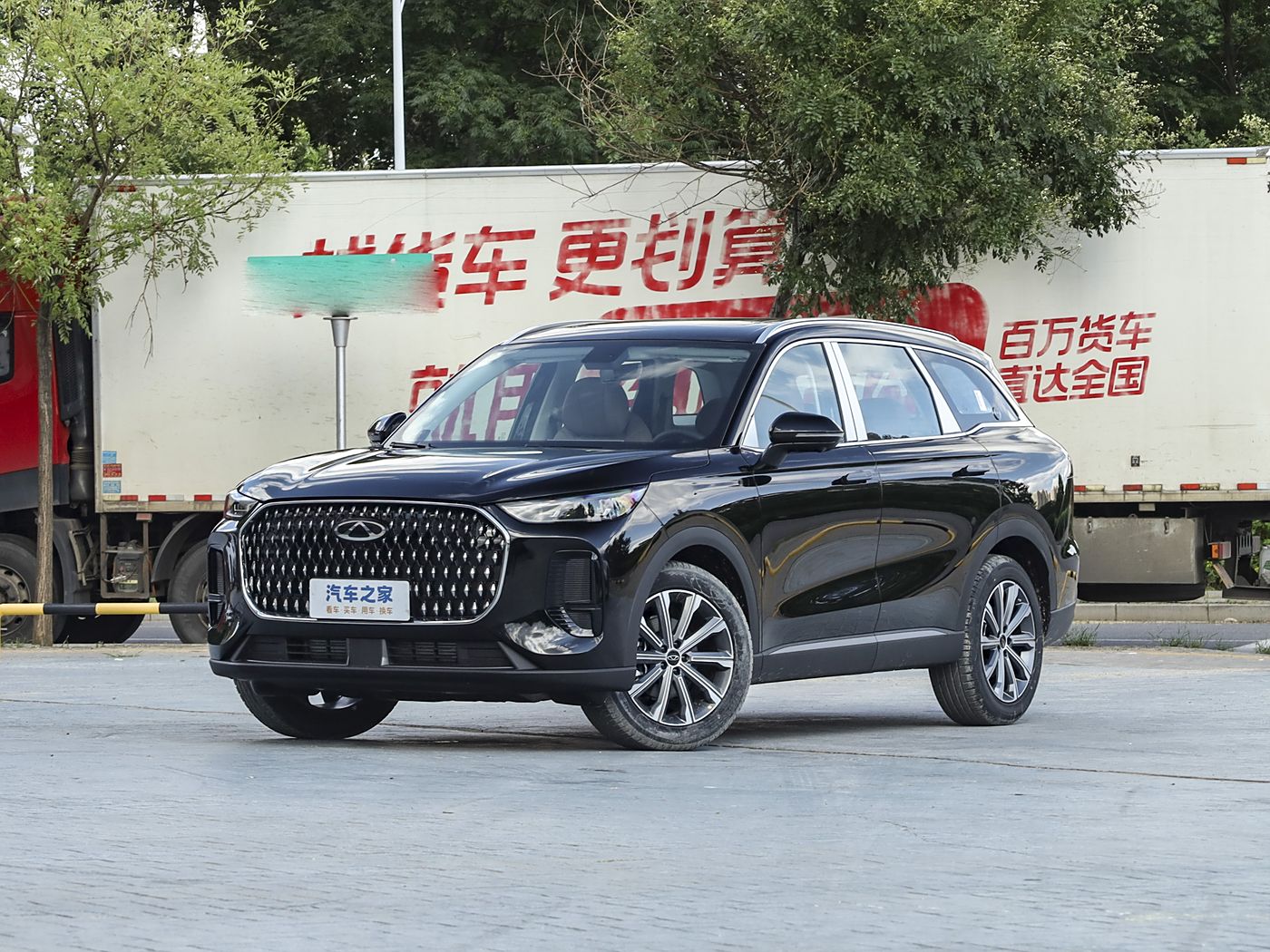 瑞虎8L 2024款 汽油 2.0T两驱舒适版5座 FOB宁波，最小起订量：3-4 件（一个40 英尺高柜集装箱）（可混合包装），新车