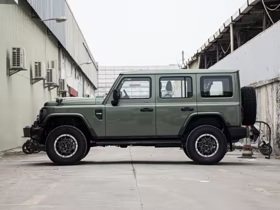 212 212 T01 2025款 2.0T 长风 FOB宁波，最小起订量：3-4 件（一个40 英尺高柜集装箱）（可混合包装），新车