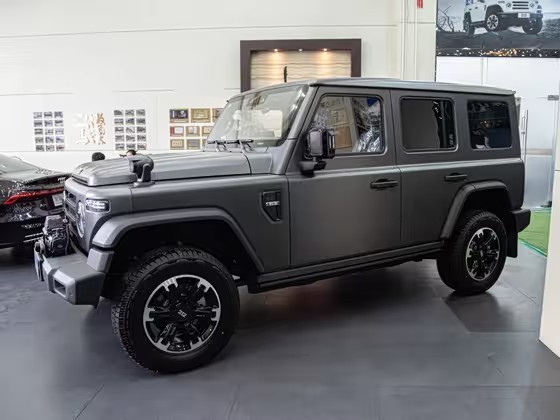 212 212 T01 2024款 2.0T 检阅官 FOB宁波，最小起订量：3-4 件（一个40 英尺高柜集装箱）（可混合包装），新车