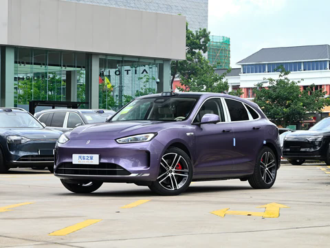 问界M5-2025款-增程-Ultra-后驱版FOB宁波，最小起订量：3-4件（一个40英尺高柜集装箱）（可混合包装），新车