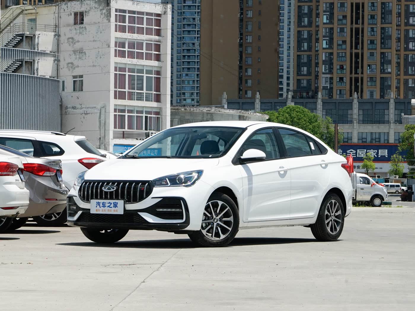 艾瑞泽5 2024款 汽油 惠民版1.5L CVT风尚型 FOB宁波，最小起订量：3-4 件（一个40 英尺高柜集装箱）（可混合包装），新车