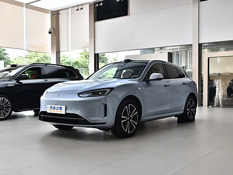 问界M5-2024款-增程-Max-后驱高阶智驾版FOB宁波，最小起订量：3-4件（一个40英尺高柜集装箱）（可混合包装），新车