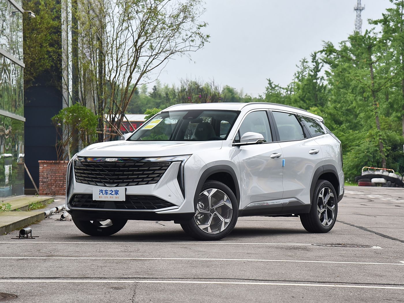 吉利汽车博越L2024款 1.5TD DCT尊贵版-FOB宁波，最小起订量：3-4 件（一个40 英尺高柜集装箱）（可混合包装），新车 油车