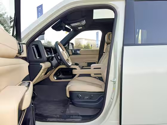 1755569112450333.jpg 560x420_c42_autohomecar__ChxkPmffZ0aACHgaABCWzc9ovSs545.jpg