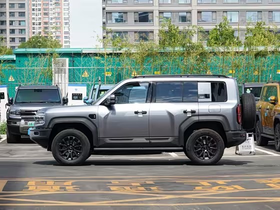 豹5 2023款 领航版 FOB宁波，最小起订量：3-4 件（一个40 英尺高柜集装箱）（可混合包装），新车