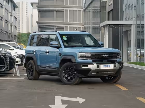 豹5 2023款 云辇旗舰版FOB宁波，最小起订量：3-4 件（一个40 英尺高柜集装箱）（可混合包装），新车