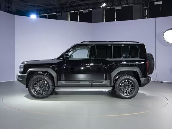 豹5 2023款 云辇旗舰版FOB宁波，最小起订量：3-4 件（一个40 英尺高柜集装箱）（可混合包装），新车