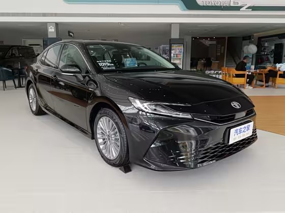 凯美瑞 2024款 双擎 2.0HE 精英版 FOB宁波，最小起订量：3-4 件（一个40 英尺高柜集装箱）（可混合包装），新车