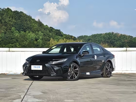 凯美瑞 2024款 双擎 2.0HS 运动版 FOB宁波，最小起订量：3-4 件（一个40 英尺高柜集装箱）（可混合包装），新车