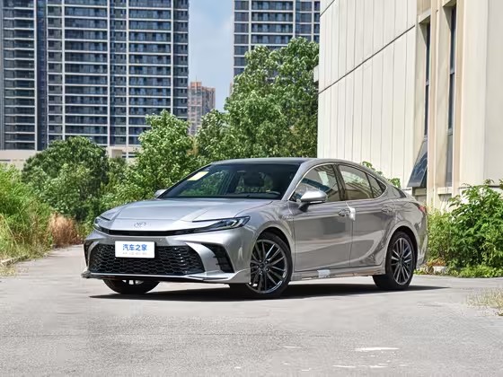 凯美瑞 2024款 双擎 2.0HXS 运动Plus版 FOB宁波，最小起订量：3-4 件（一个40 英尺高柜集装箱）（可混合包装），新车