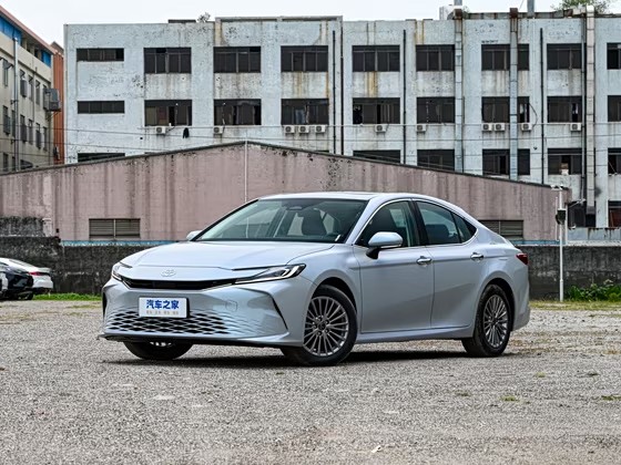 凯美瑞 2024款 2.0GVP 豪华版 FOB宁波，最小起订量：3-4 件（一个40 英尺高柜集装箱）（可混合包装），新车