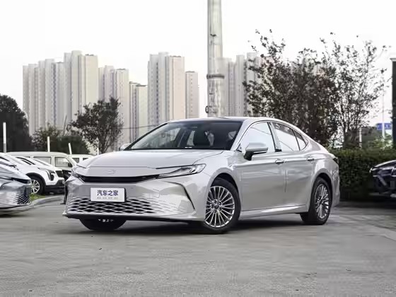 凯美瑞 2024款 2.0G 尊贵版 FOB宁波，最小起订量：3-4 件（一个40 英尺高柜集装箱）（可混合包装），新车