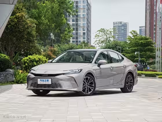 凯美瑞 2024款 双擎 2.5HQ 旗舰版FOB宁波，最小起订量：3-4 件（一个40 英尺高柜集装箱）（可混合包装），新车