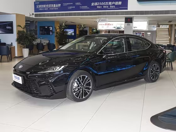 凯美瑞 2026款 双擎 2.0HSE 运动Lite版 FOB宁波，最小起订量：3-4 件（一个40 英尺高柜集装箱）（可混合包装），新车