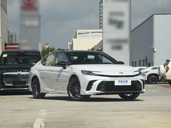 凯美瑞 2026款 双擎 2.0HXS 运动Plus版 FOB宁波，最小起订量：3-4 件（一个40 英尺高柜集装箱）（可混合包装），新车