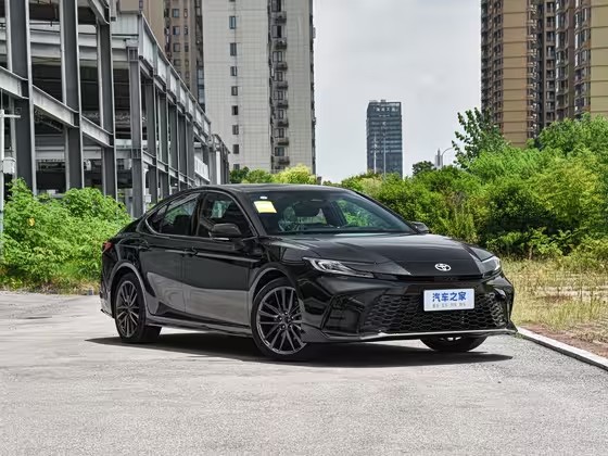 凯美瑞 2026款 双擎 2.0HXS 运动Plus版 FOB宁波，最小起订量：3-4 件（一个40 英尺高柜集装箱）（可混合包装），新车