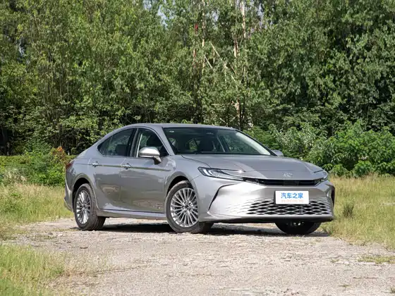 凯美瑞 2026款 2.0GVP 豪华版 FOB宁波，最小起订量：3-4 件（一个40 英尺高柜集装箱）（可混合包装），新车