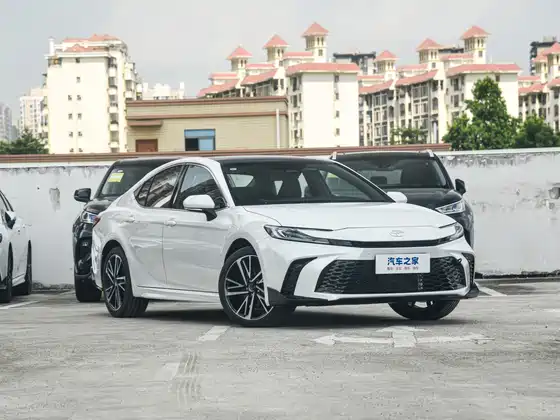 凯美瑞 2026款 2.0S 运动版 FOB宁波，最小起订量：3-4 件（一个40 英尺高柜集装箱）（可混合包装），新车