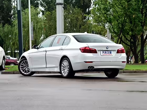 宝马5系 2018款 宝马530Li 尊享型 豪华套装 FOB宁波，最小起订量：3-4 件（一个40 英尺高柜集装箱）（可混合包装），二手车，汽油车