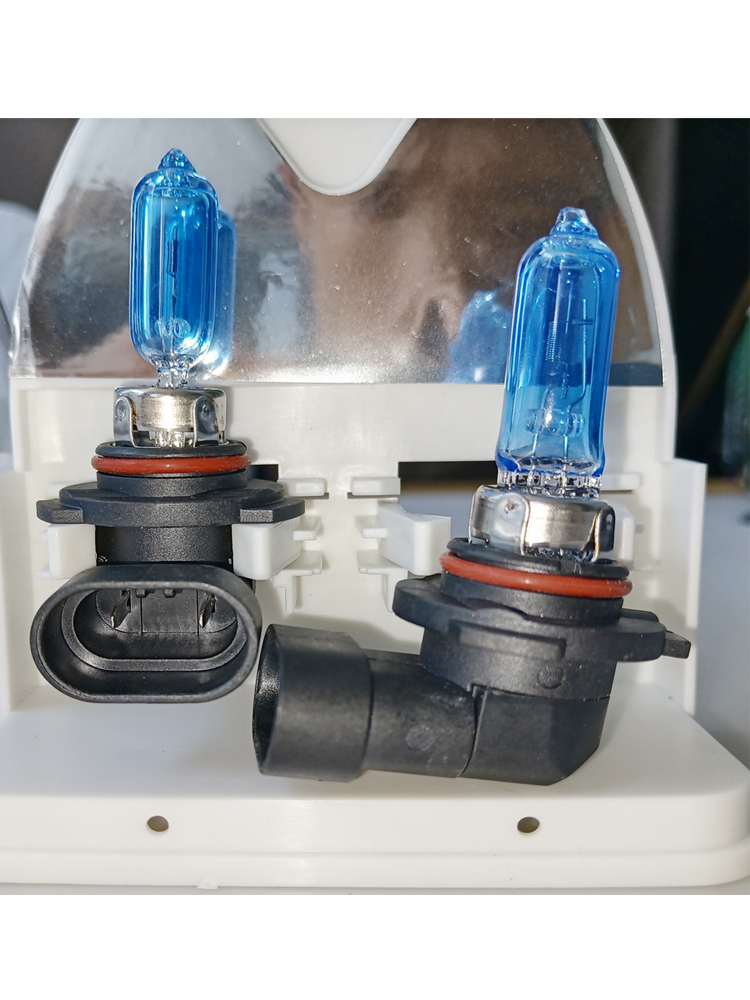 OE：9005 12V 65W 超白型自动卤素灯泡 汽车前灯卤素灯泡 非机动车卤素灯泡 卤素灯泡