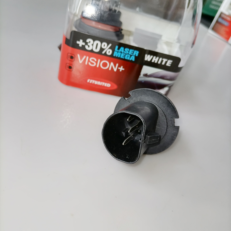 OE：9004 12V 65W 45W 超白型自动卤素灯泡 汽车前灯卤素灯泡 前照灯 自动摩托车灯泡 卤素灯泡