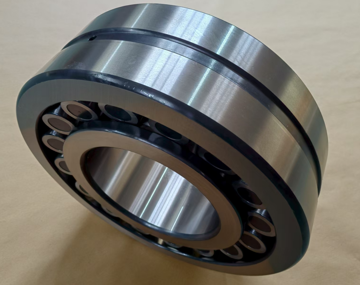 Self-aligning roller bearing 22248CA