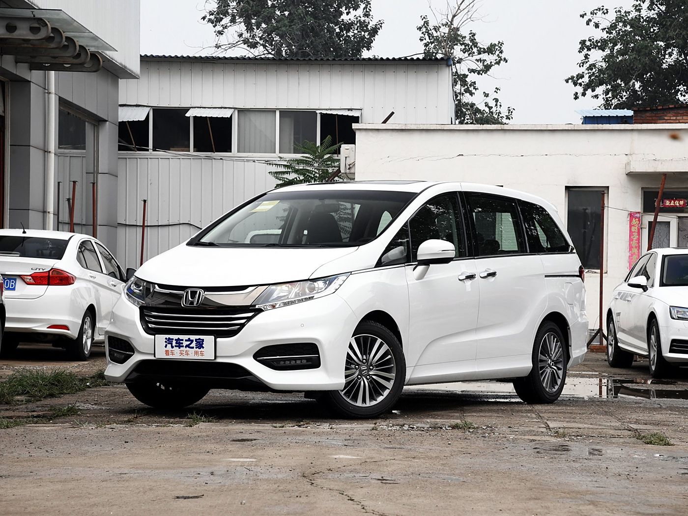 本田奥德赛 2018款 奥德赛 2.4L 豪华版-FOB宁波，最小起订量：3-4 件（一个40 英尺高柜集装箱）（可混合包装），二手车 油车